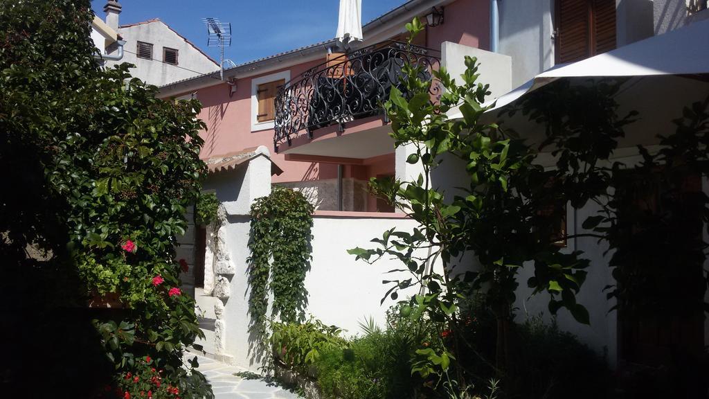Apartment Elda Petrcane Exterior photo